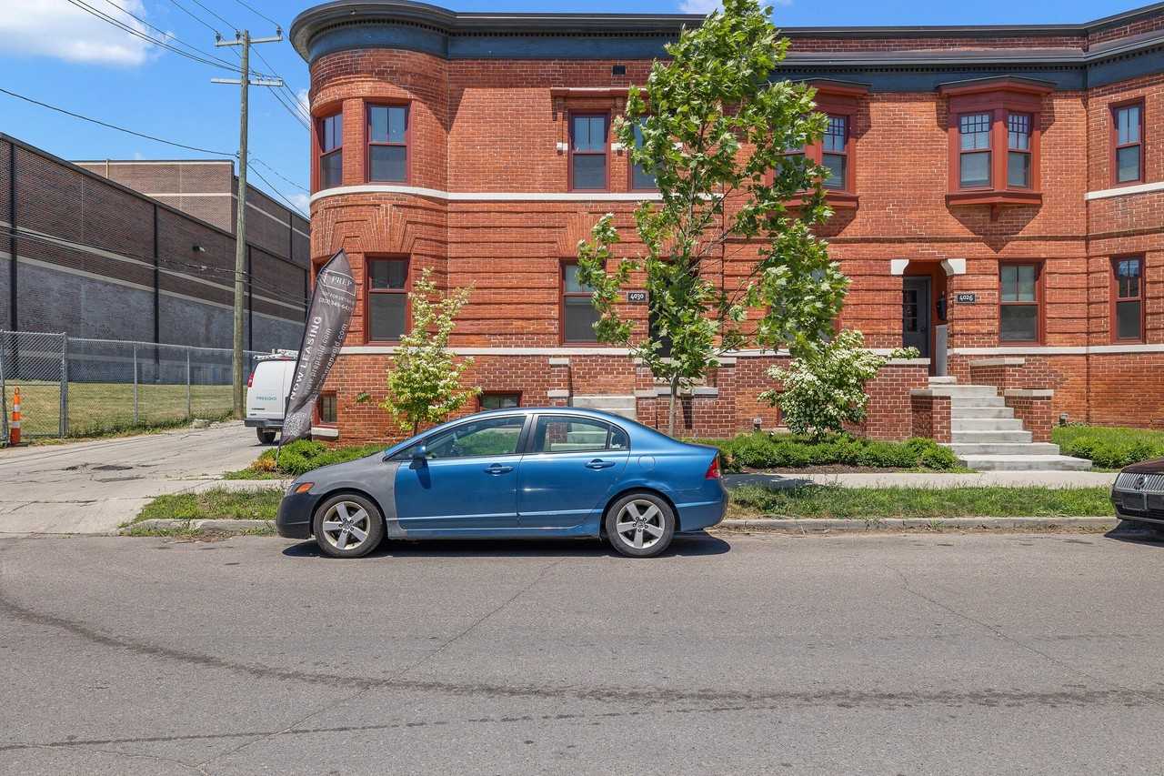 4004 Porter St - Photo 3 of 29