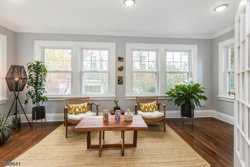 169 Heywood Ave - Photo 6 of 34