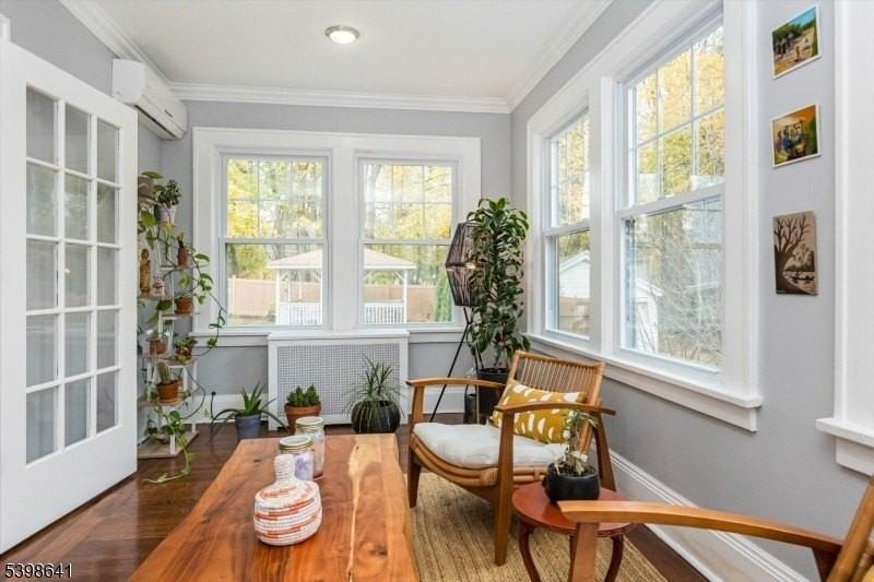 169 Heywood Ave - Photo 7 of 34