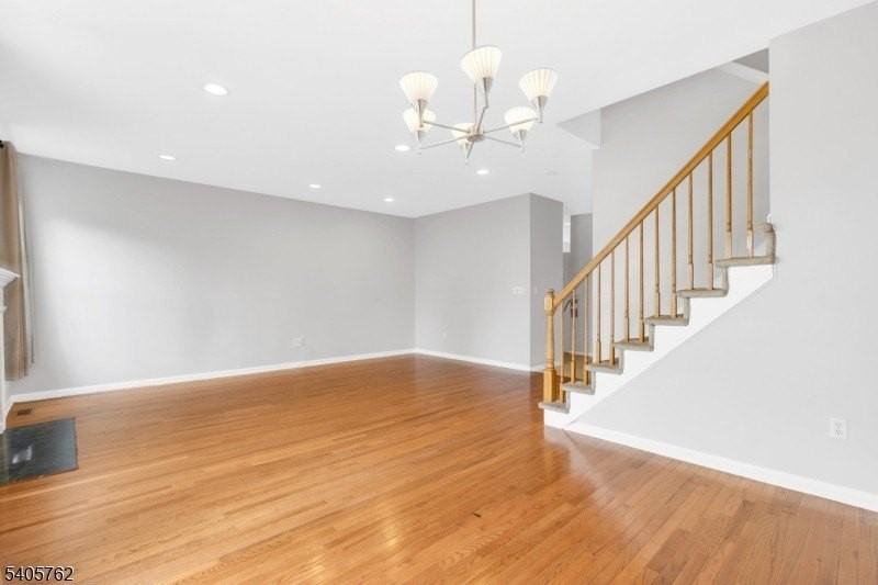 107 Gladstone Dr - Photo 3 of 23