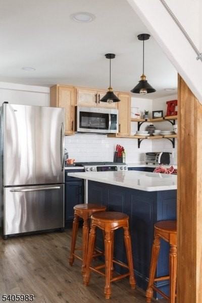 377 Lakeside Rd - Photo 6 of 22