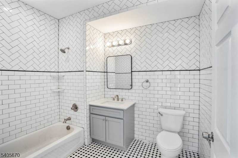 100 North Ave #3D - Photo 4 of 5