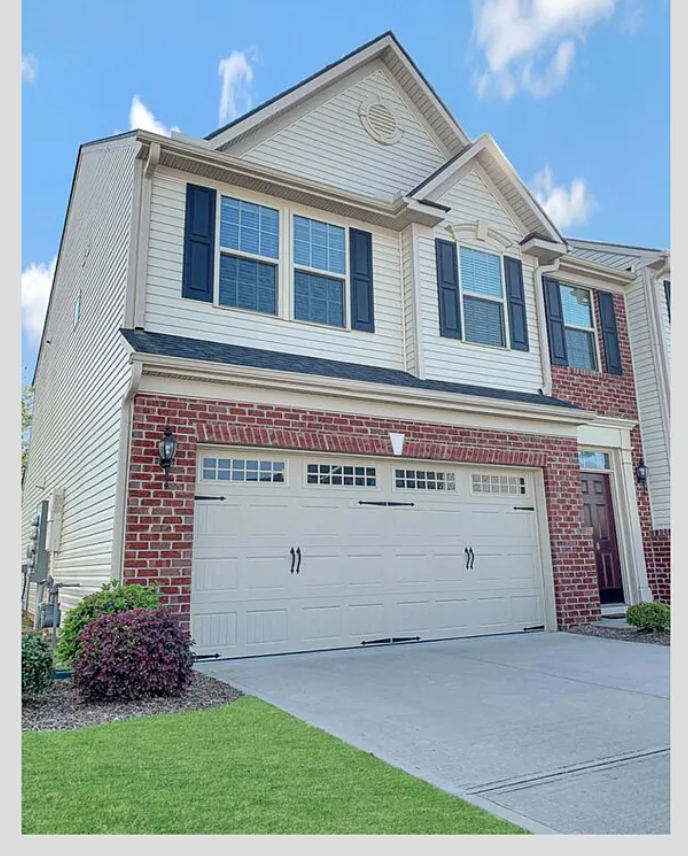 8 Irvington Dr #1 - Photo 2 of 14