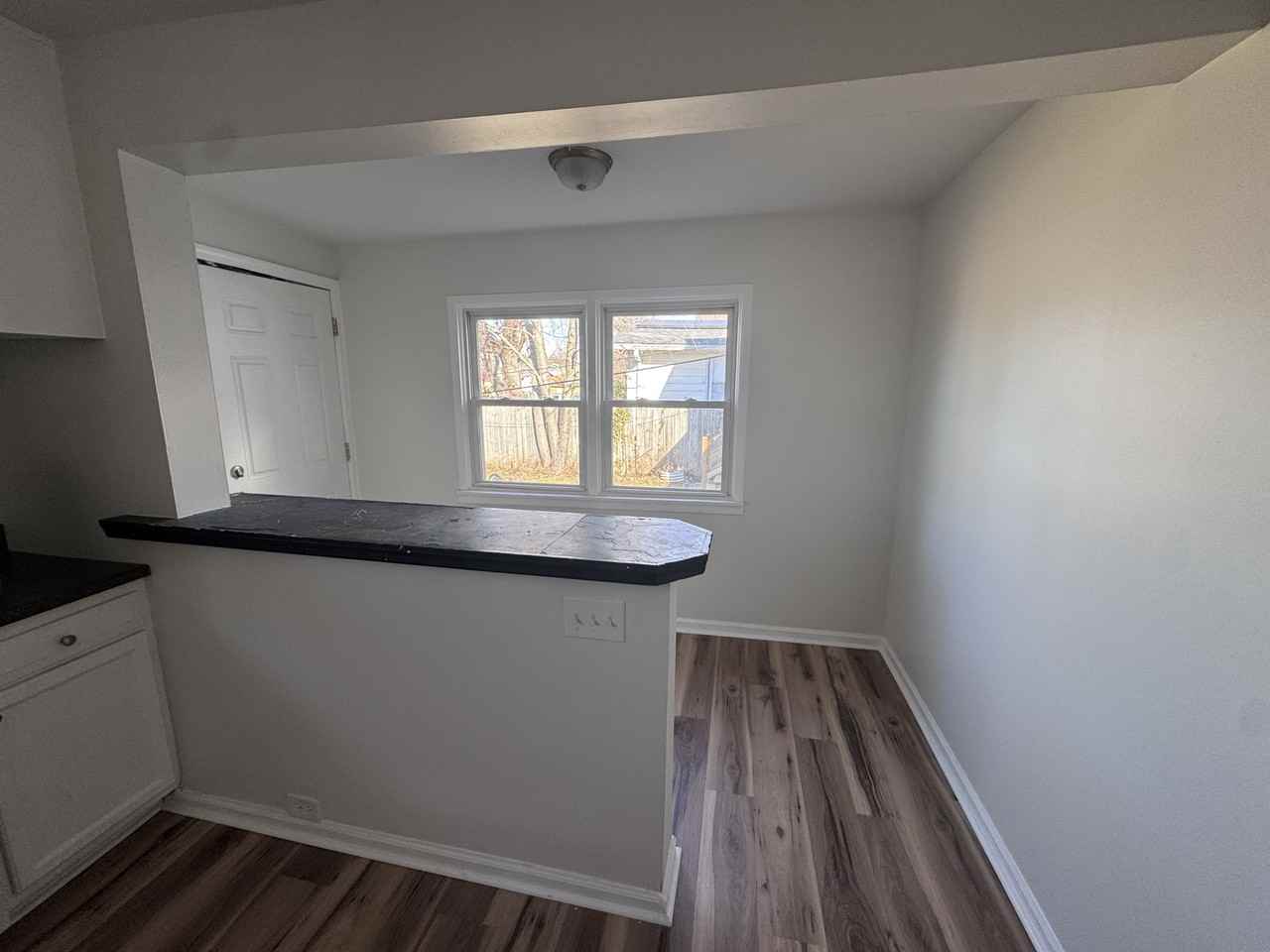 310 S 42nd St #1 - Photo 6 of 15