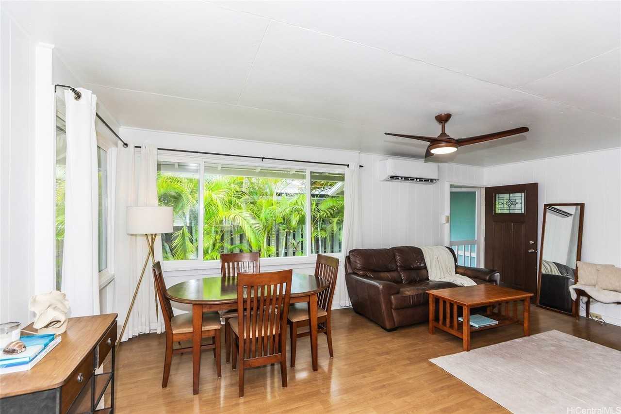 308 Maluniu Ave Apt D #D - Photo 3 of 23