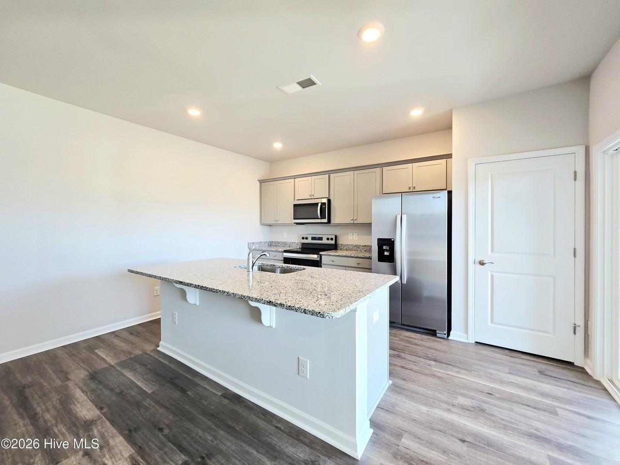 4256 Bright Blossom Way Se - Photo 5 of 31