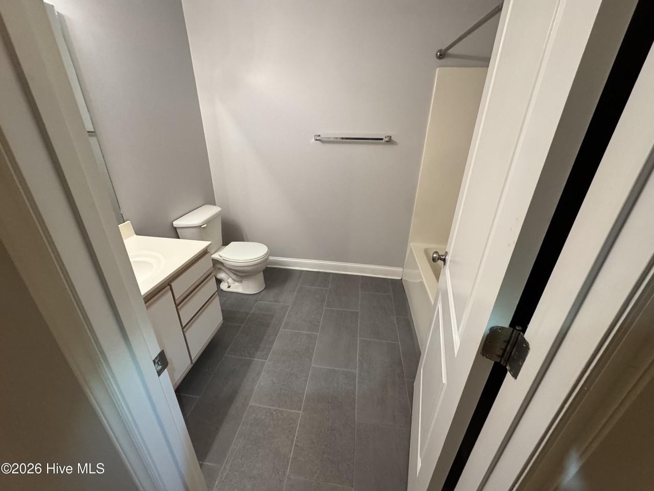 1471 Worthington Rd Unit B #B - Photo 5 of 7