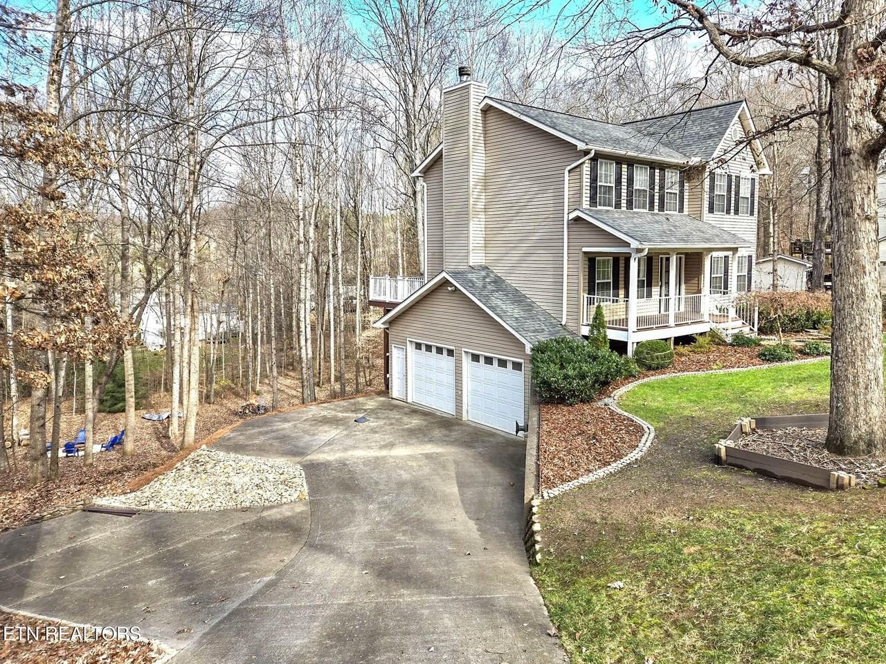 12469 Daisywood Dr - Photo 3 of 41