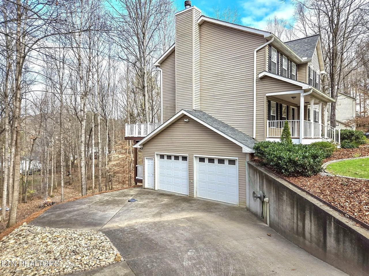 12469 Daisywood Dr - Photo 4 of 41