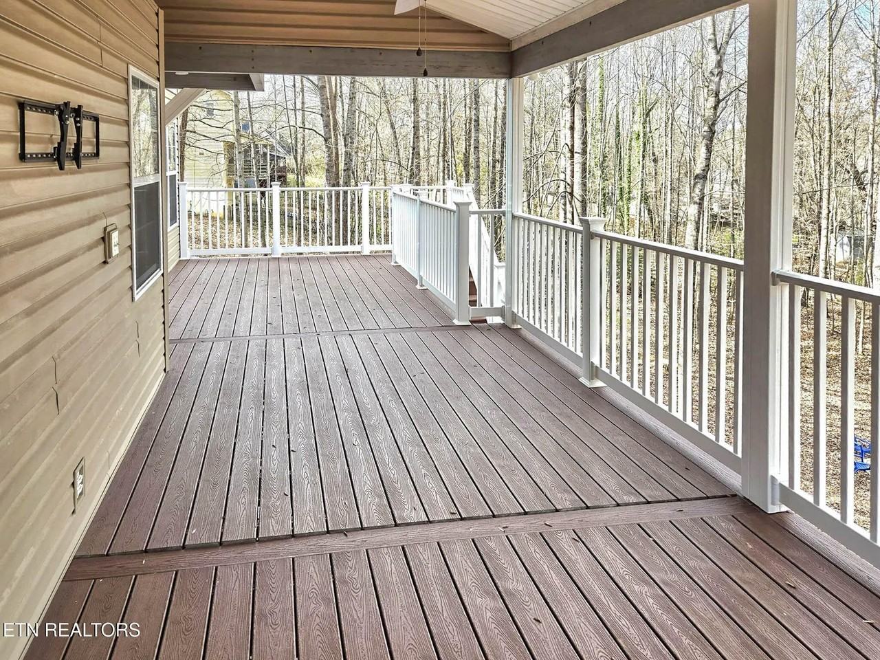 12469 Daisywood Dr - Photo 7 of 41