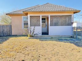 featured image of 215 S 3rd St