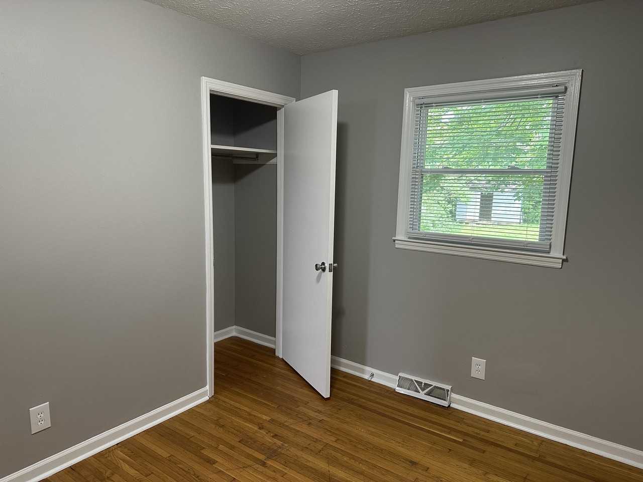 3369 Holwyn Rd - Photo 7 of 18