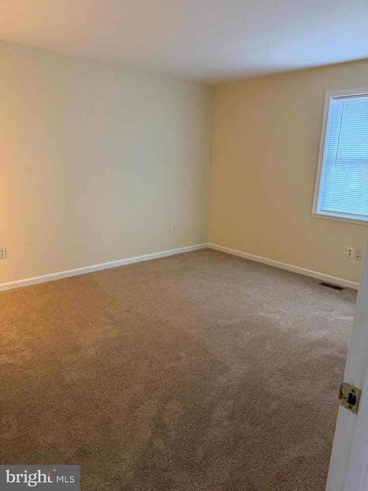 765 210th St - Photo 6 of 16