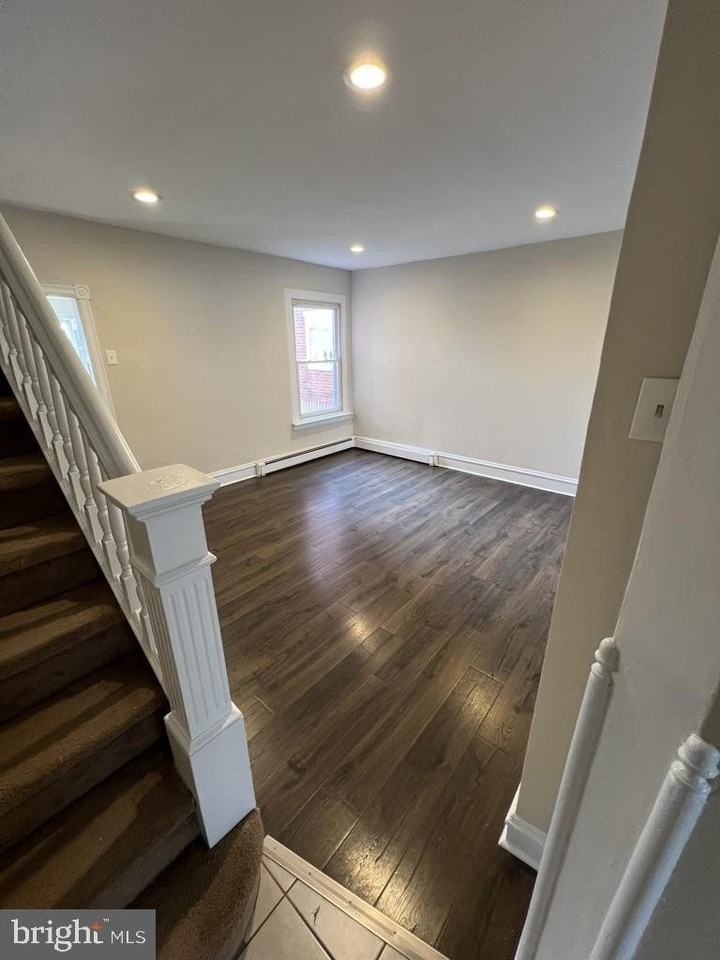 429 S 9th St - Photo 7 of 29