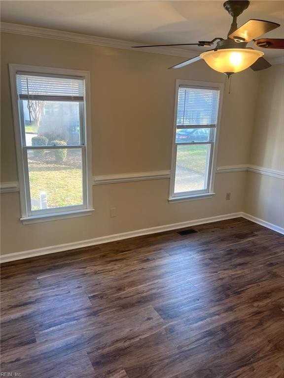 935 Jouett Dr - Photo 4 of 16