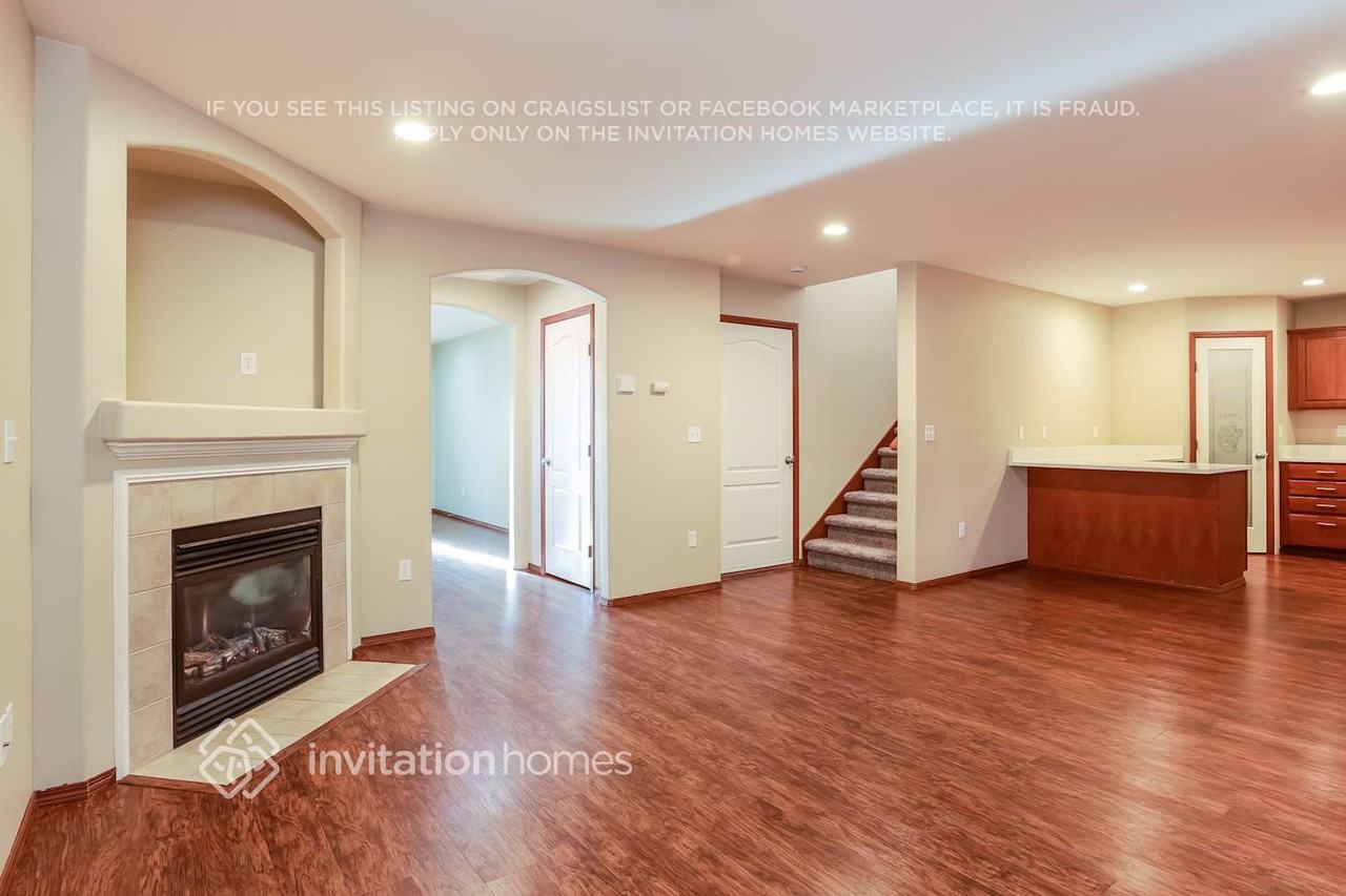 10019 3rd St Ne - Photo 7 of 18