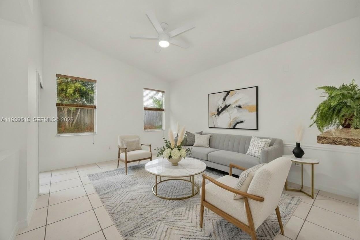 18322 Sw 94th Ct - Photo 4 of 23