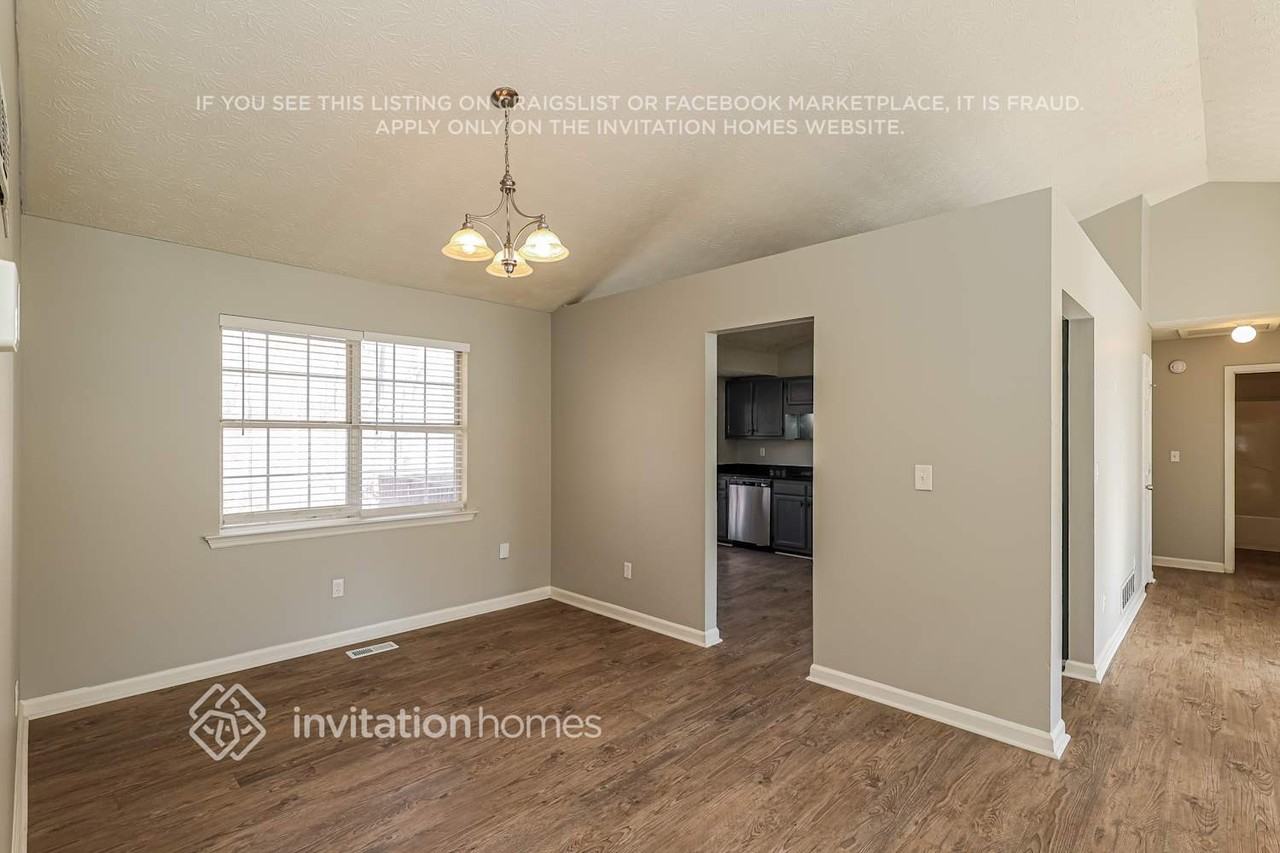 4688 Sterling Pointe Ct - Photo 6 of 18