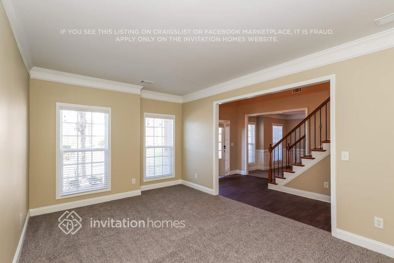 660 Fullier Cir Sw - Photo 4 of 18