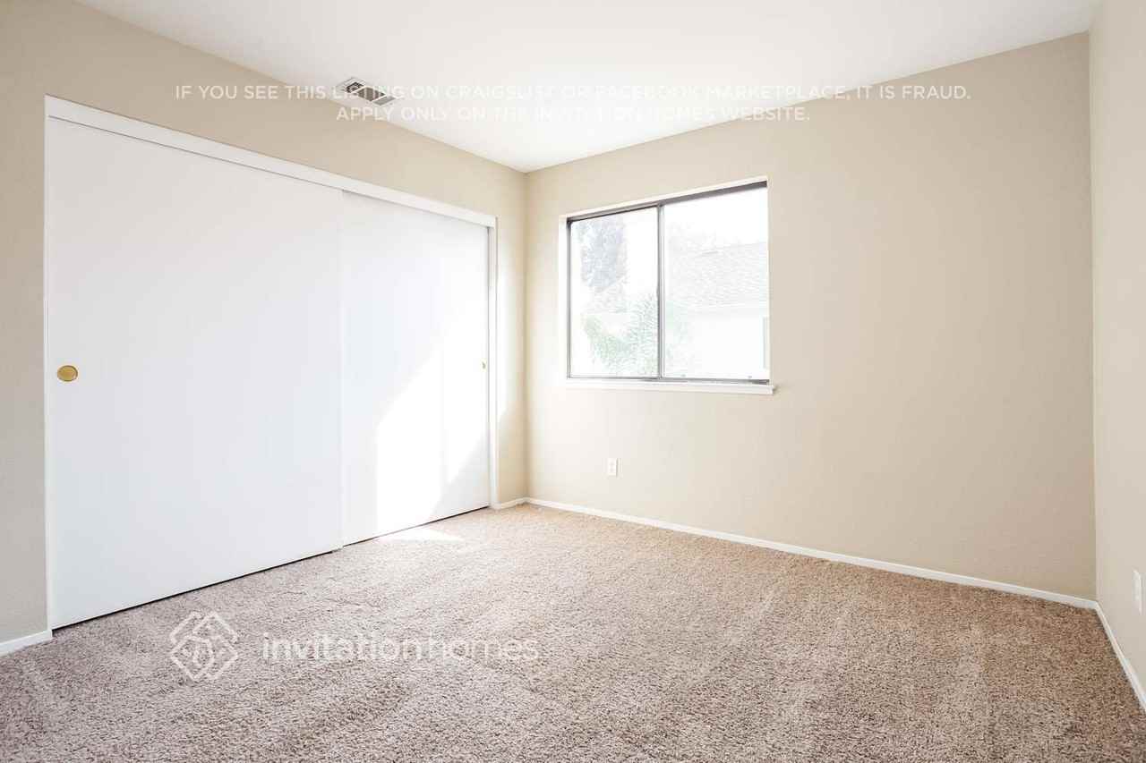 4501 Deerhorn Ct - Photo 6 of 9