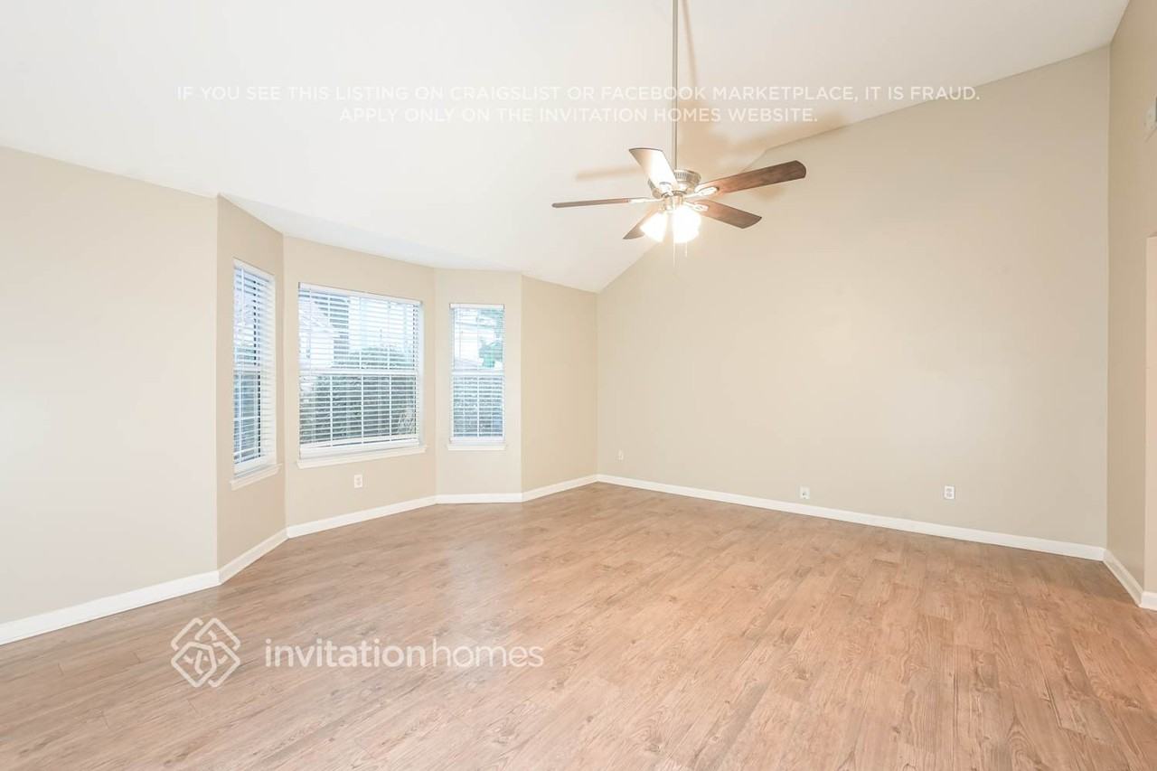 4155 Waldrop Hills Dr - Photo 3 of 15