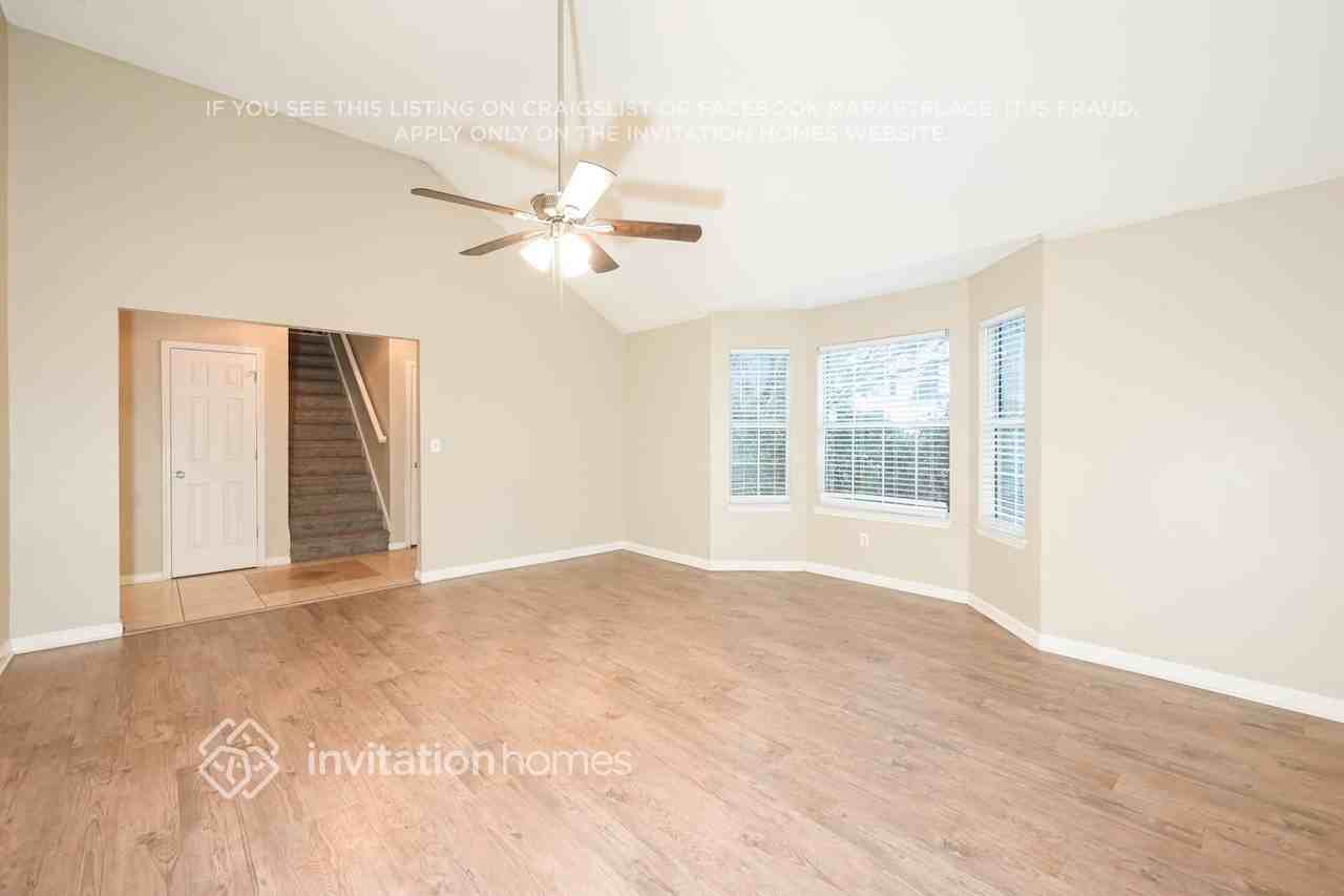 4155 Waldrop Hills Dr - Photo 4 of 15