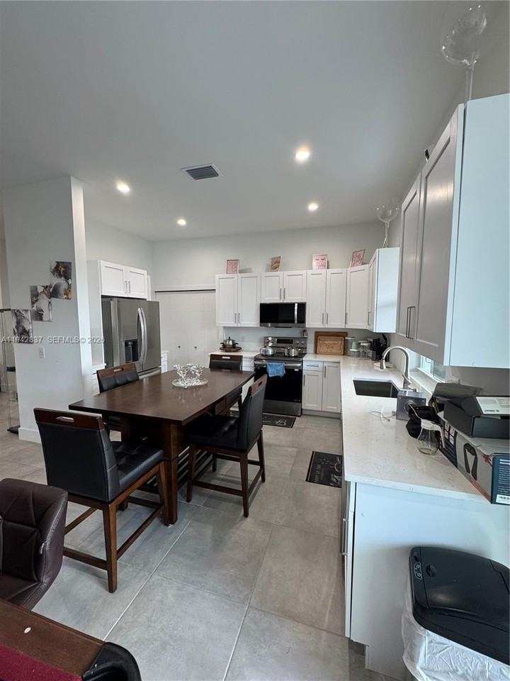 5012 Gunn Pl #0 - Photo 5 of 31