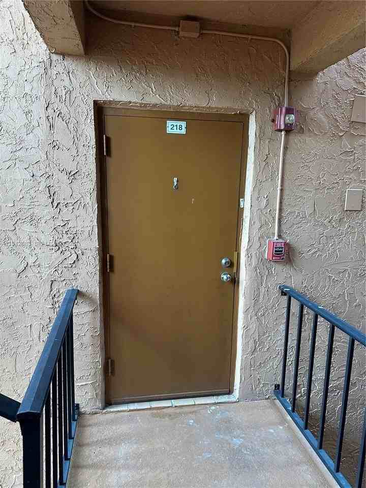 3048 E Sunrise Lakes Dr #218 - Photo 6 of 26