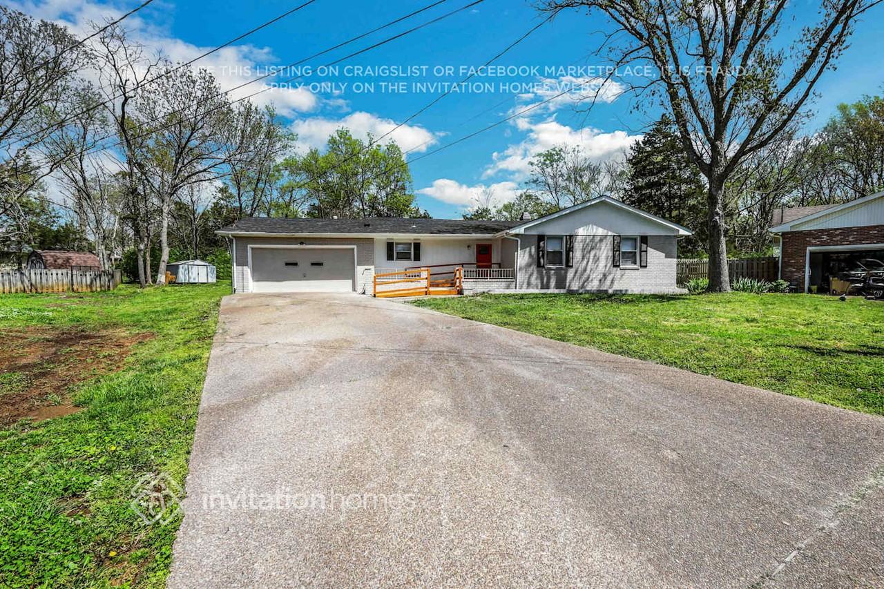 112 Lake Terrace Cir - Photo 3 of 26