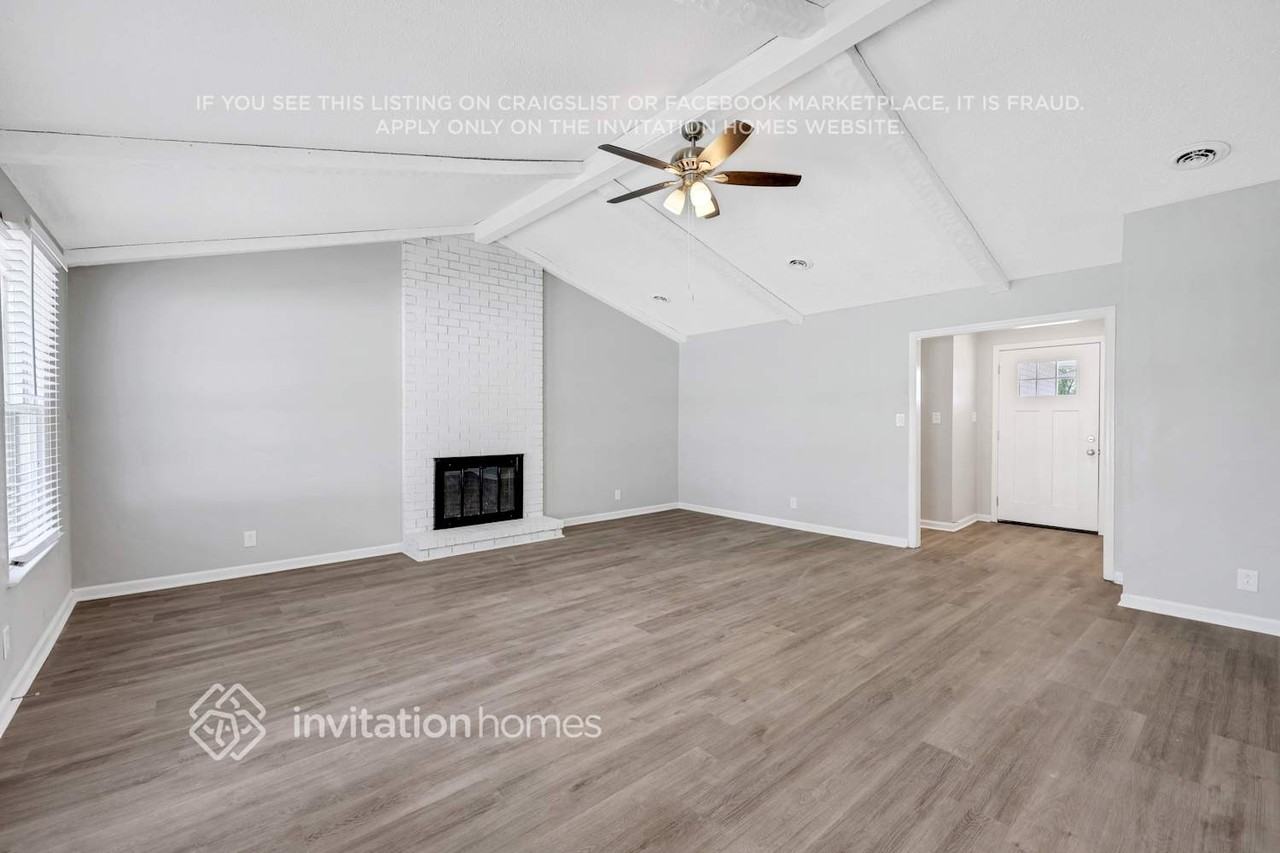 112 Lake Terrace Cir - Photo 5 of 26