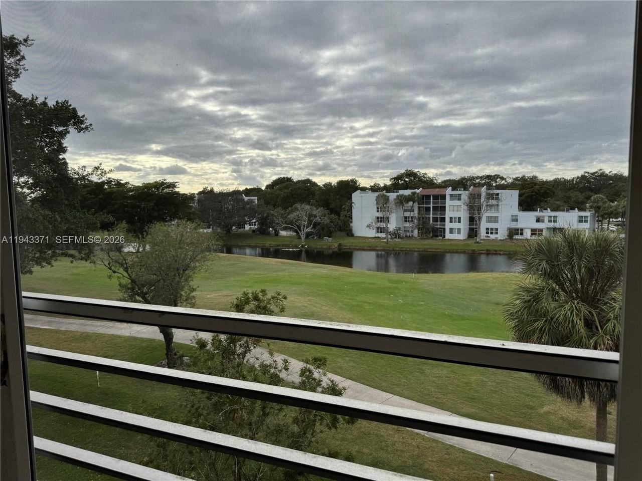 1831 Sabal Palm Dr #403 - Photo 7 of 45