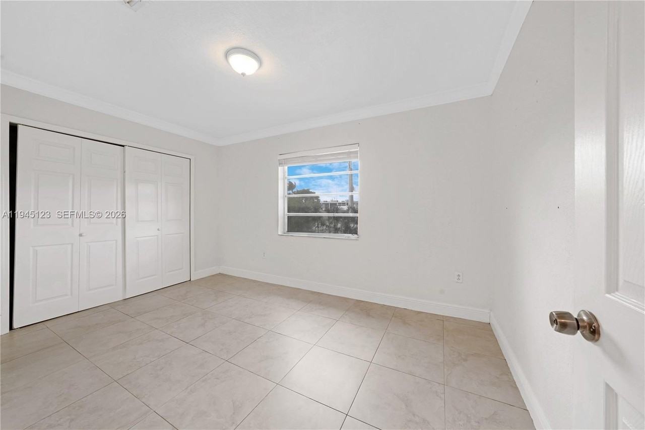 9312 Sw 40th Ter #9312 - Photo 5 of 38