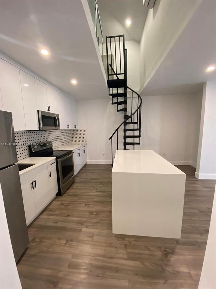 7411 Carlyle Ave #2 - Photo 2 of 11