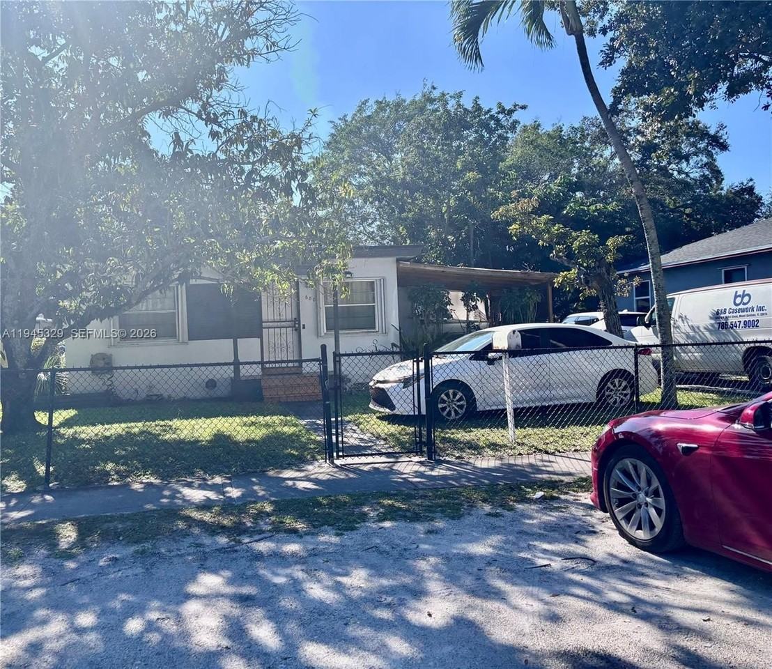 680 Ne 136th St #0 - Photo 2 of 14