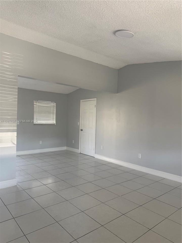 14285 Sw 287th St #0 - Photo 2 of 8