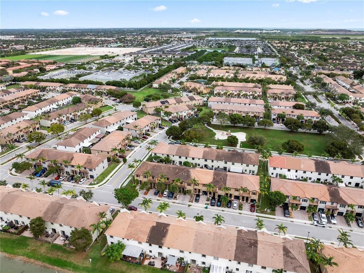 11353 Sw 234th Ln #11353 - Photo 2 of 33