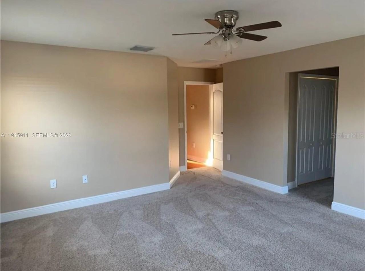 11016 Tahiti Isle Ln #11016 - Photo 7 of 40