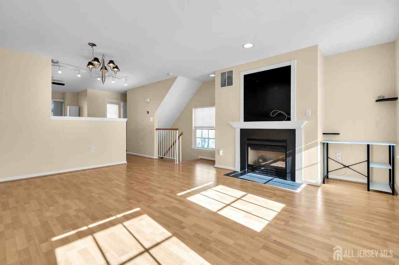 63 Giera Ct - Photo 2 of 25