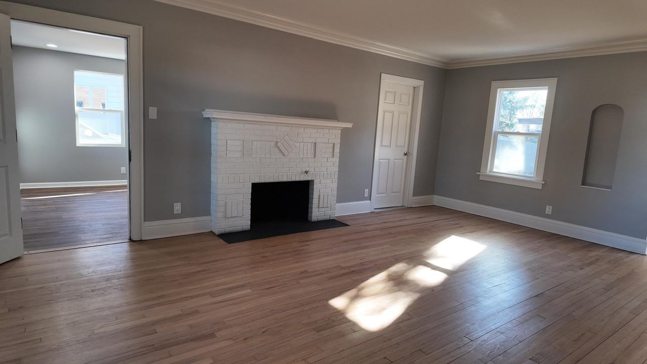 5315 73rd St - Photo 6 of 25