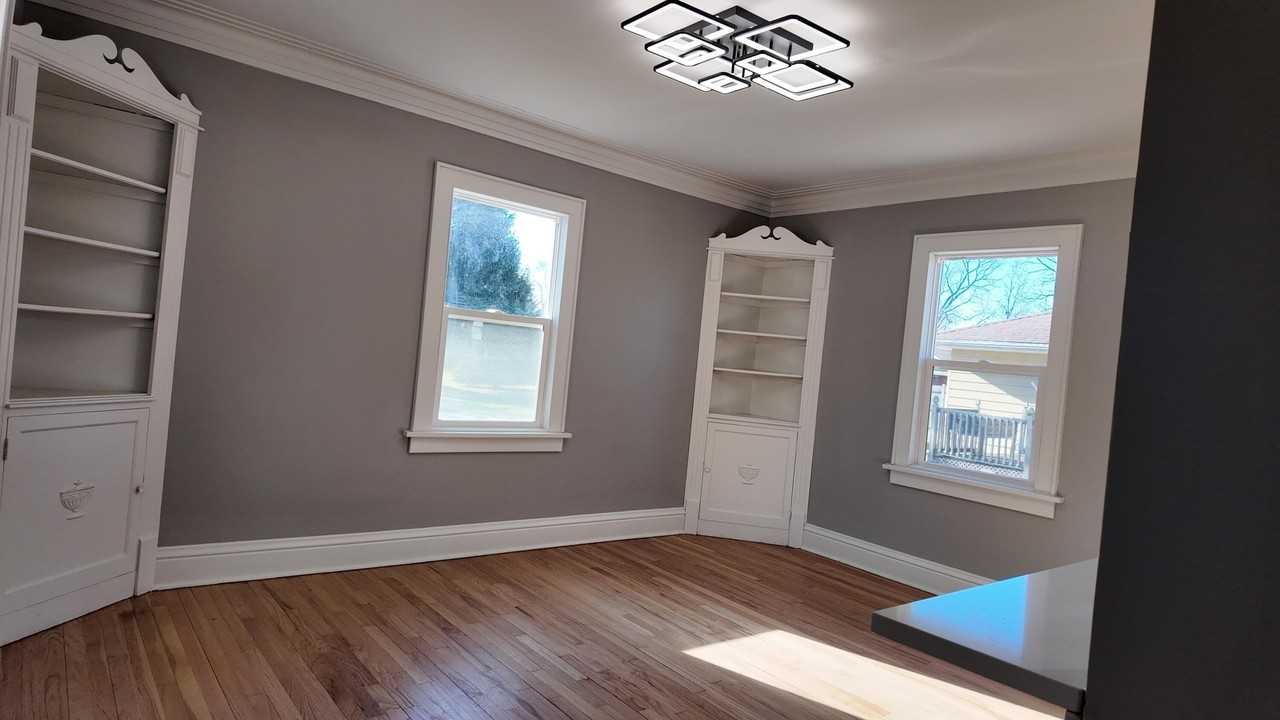 5315 73rd St - Photo 7 of 25