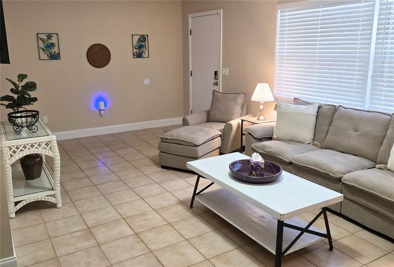 170 Argus Rd - Photo 6 of 37