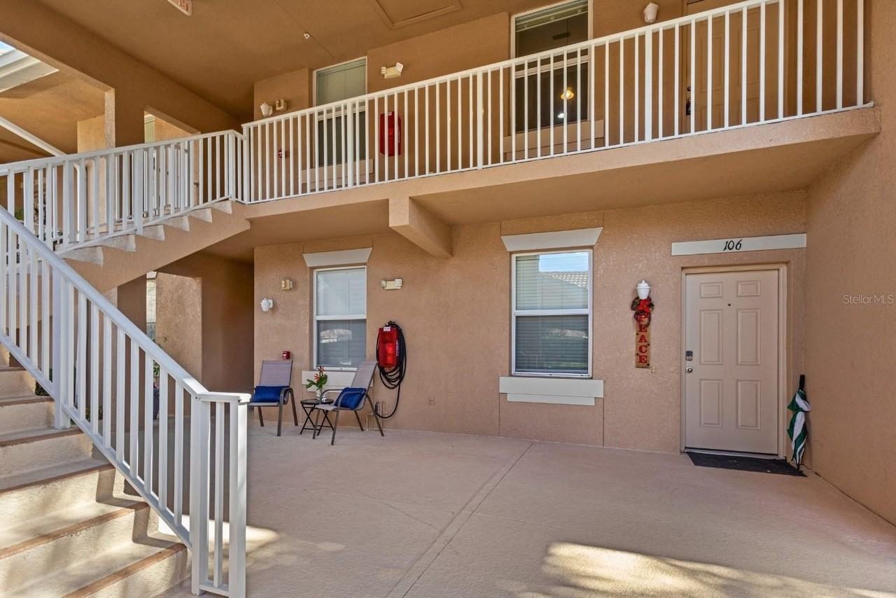 819 Fairwaycove Ln #206 - Photo 2 of 50