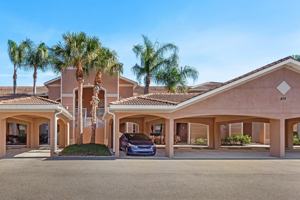 featured image of 819 Fairwaycove Ln #206