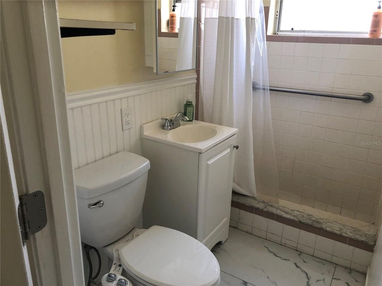 1395 Sharlo Ln - Photo 5 of 9