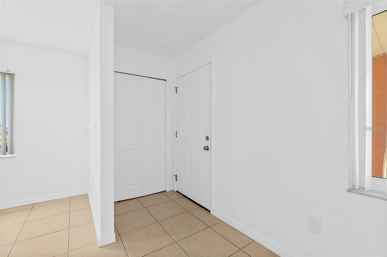 2258 S Daytona Ave #B - Photo 2 of 23