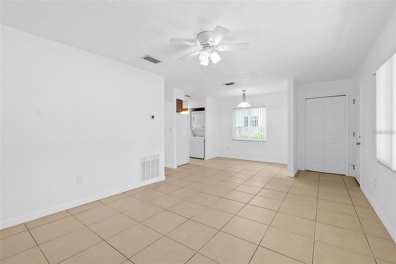 2258 S Daytona Ave #B - Photo 6 of 23
