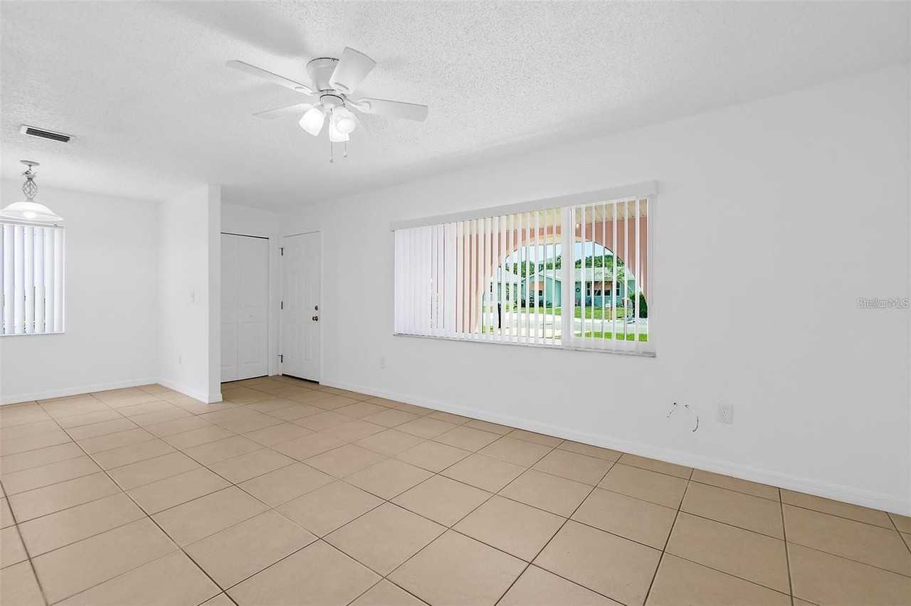 2258 S Daytona Ave #B - Photo 7 of 23