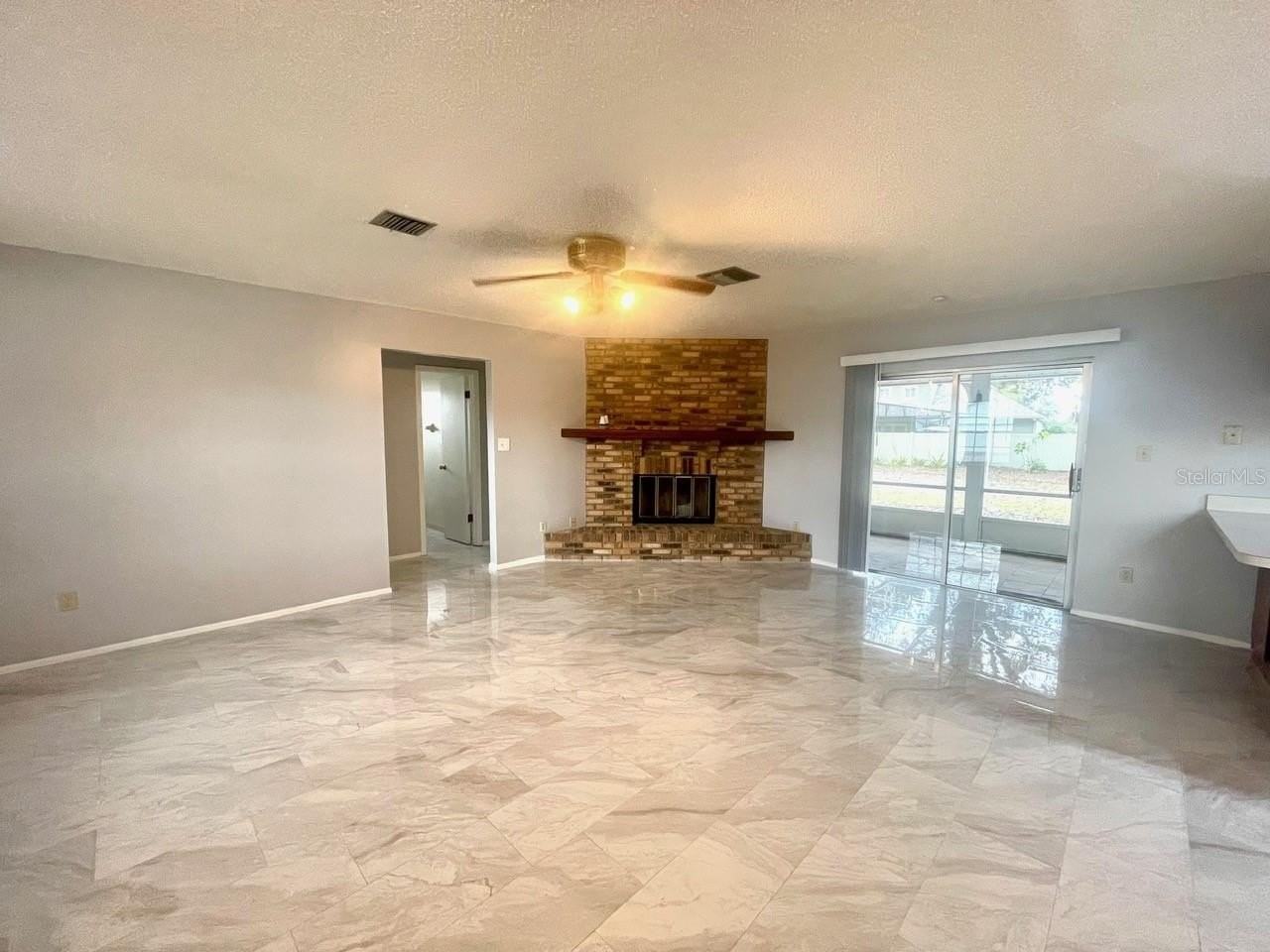 1734 Willa Cir - Photo 3 of 26