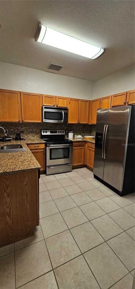 6388 Castelven Dr #101 - Photo 6 of 36