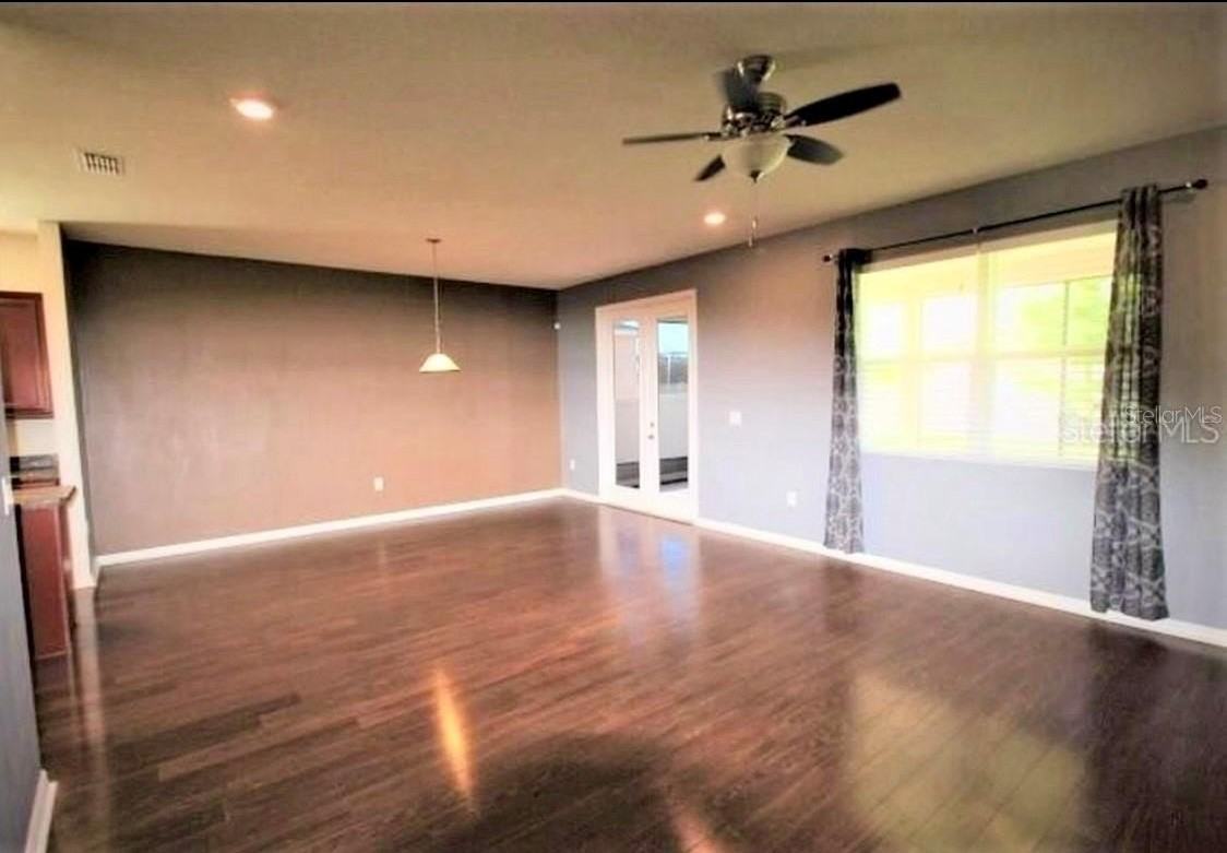 2897 Boating Blvd - Photo 3 of 36